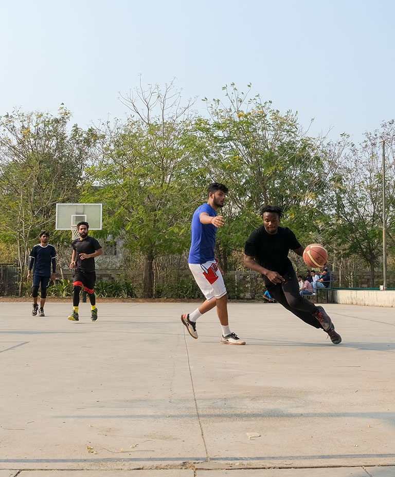 RK_University_Best_Engineering_College_In_Rajkot_Gujarat_India-1.jpg